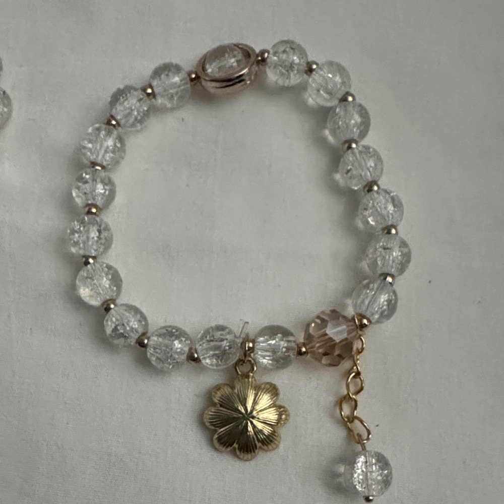 Fashion Clear Beaded Bracelet with Daisy Charm X 2 NIP - Picture 4 of 4